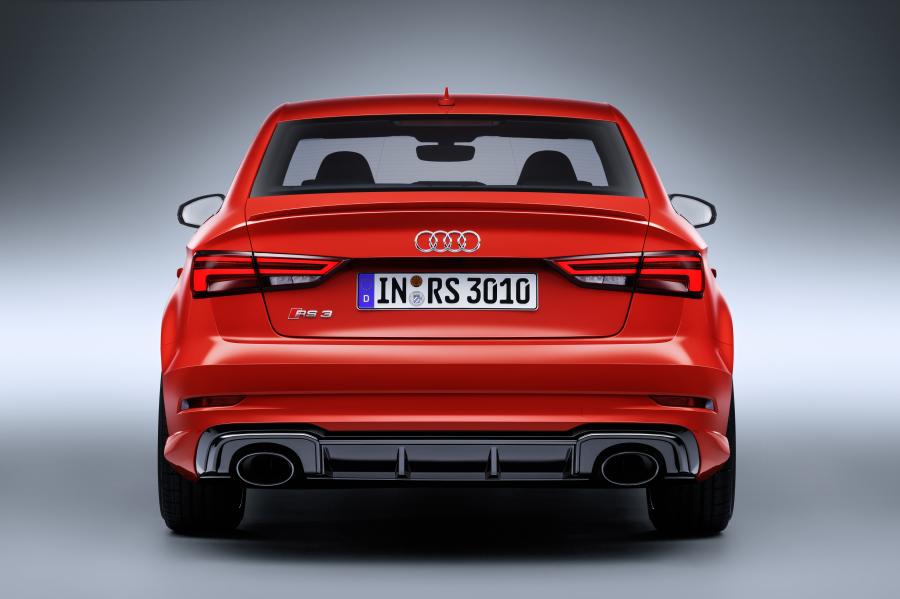  Audi RS3 Sedan (8V) 2016 года  (WW) (фото 6 из 47)